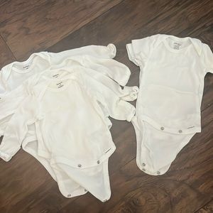 Bundle of long sleeve onesies